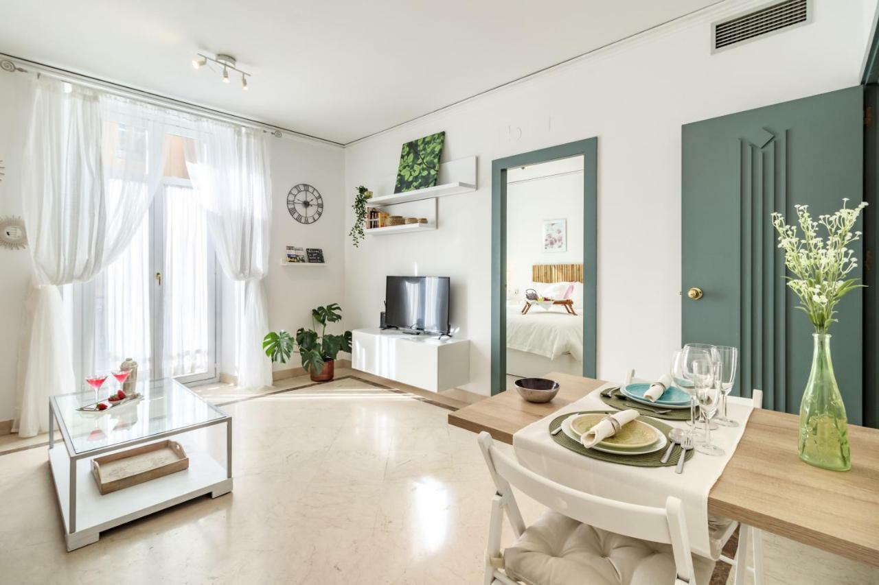 Gran Via Balconies Apartment Granada Exterior photo